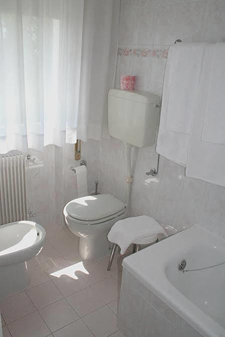 Hotel Positano Bassano del Grappa Kültér fotó